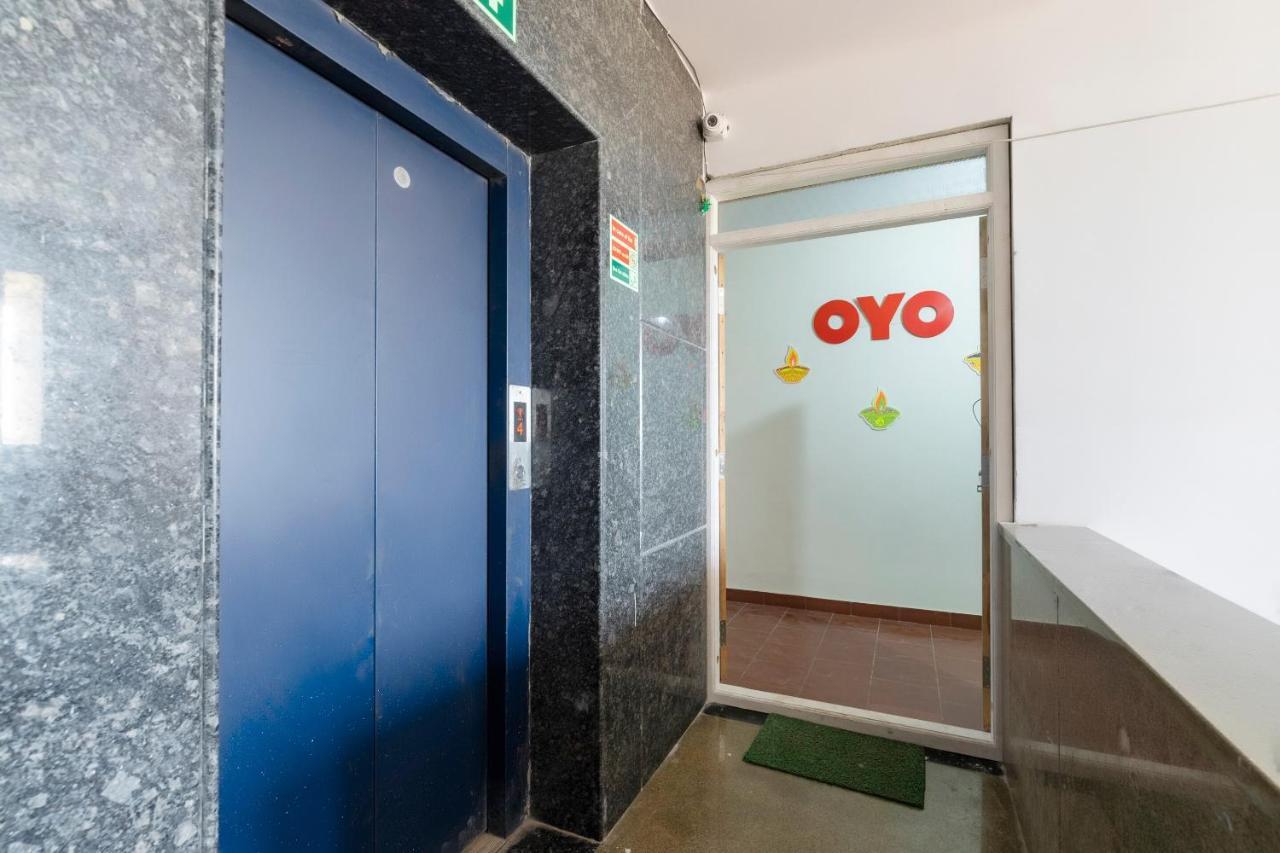 ホテル Oyo 49073 ホワイトフィールド コンフォーツ バンガロール エクステリア 写真